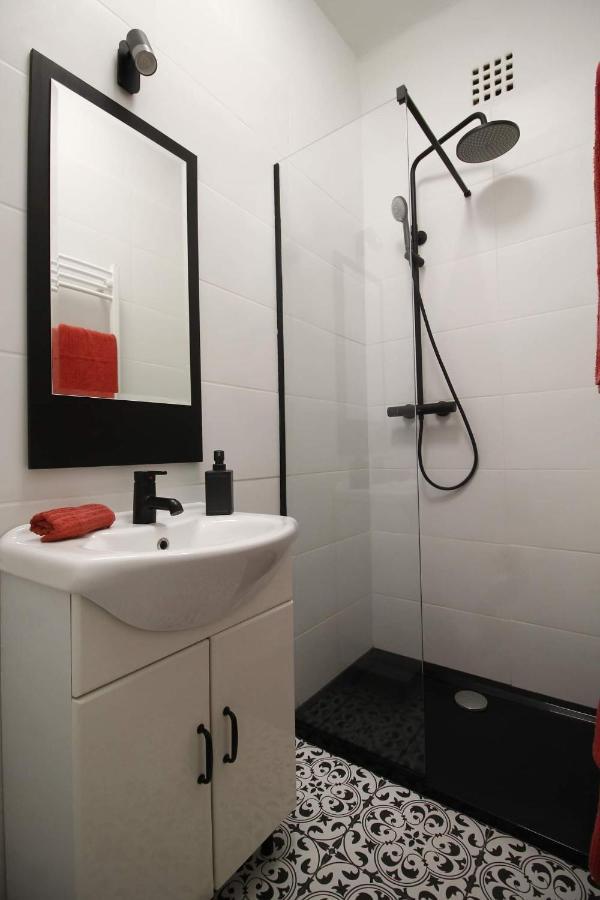 Viktoria Studioapartman Győr Exterior foto